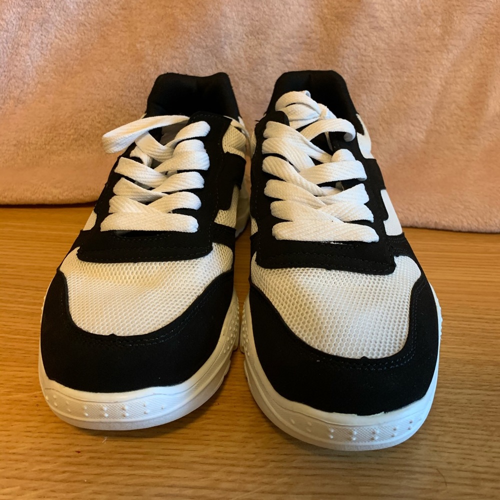 Women’s Shoes